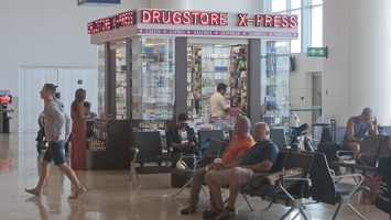 321-7814 Cancun Airport - Drugstore Express